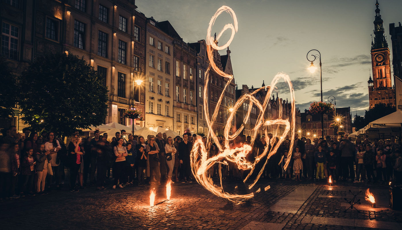 Amazing Street Fire Show